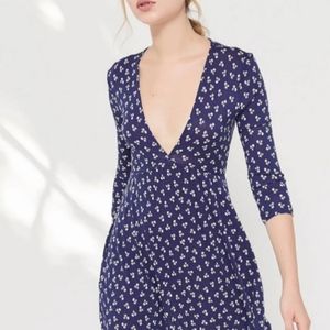 NWT Urban Outfitters Plunge Floral Midi-Dress